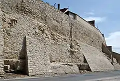 One example for Feature : Barriers