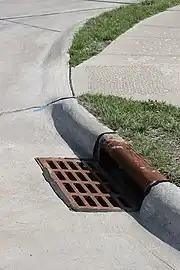 Storm drain inlet