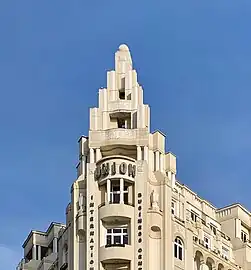 Early - Top of the Union Hotel (Strada Ion Câmpineanu no. 11), Bucharest, by Arghir Culina, 1929-1931